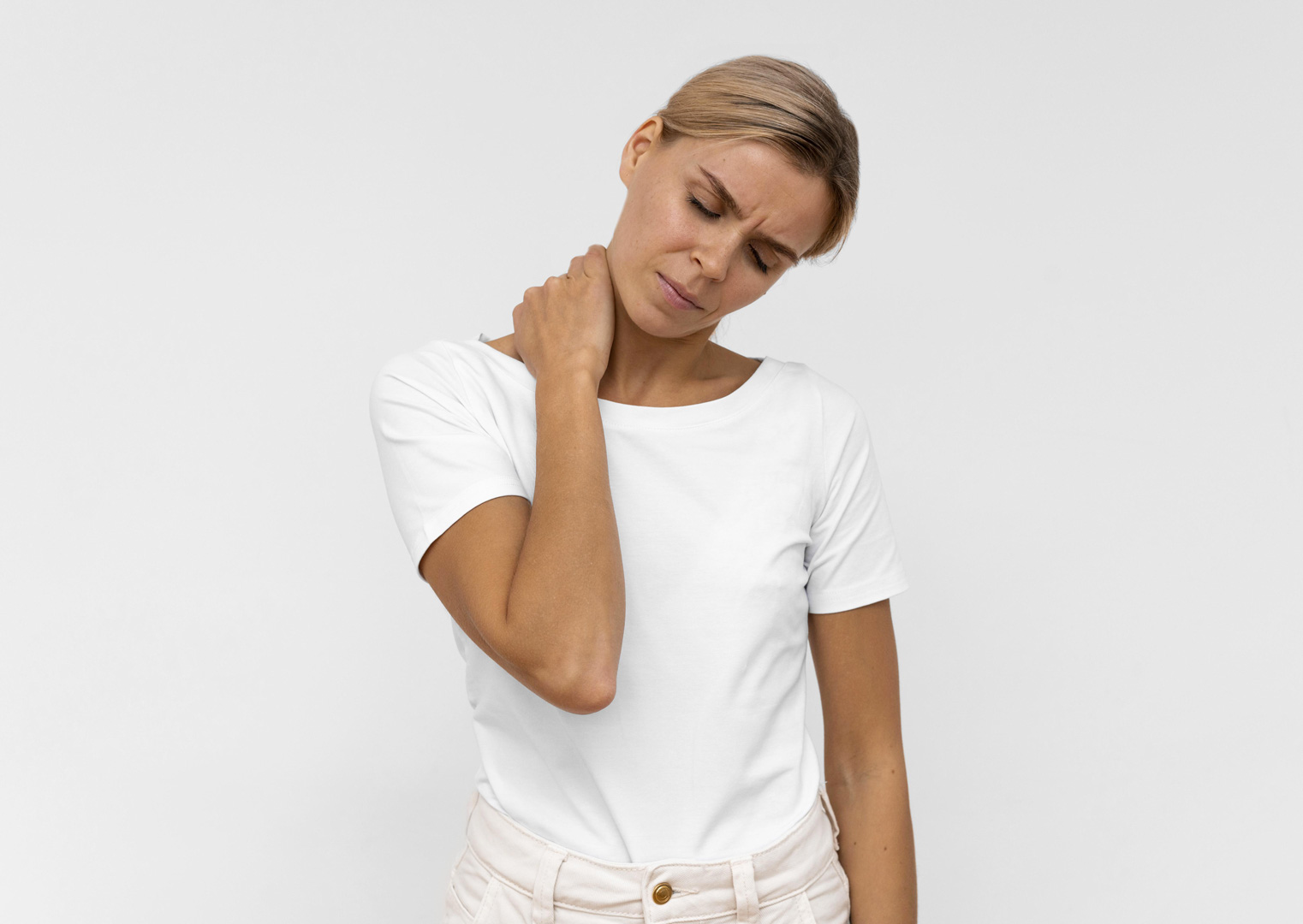 front-view-woman-having-neck-pain.jpg